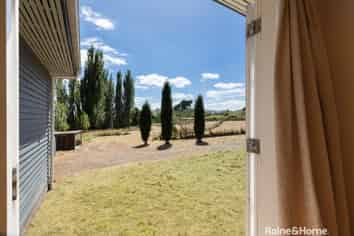 371 Longbush Road, Hinakura, Martinborough