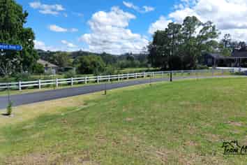 2 Cherrywood Rise, Paparoa