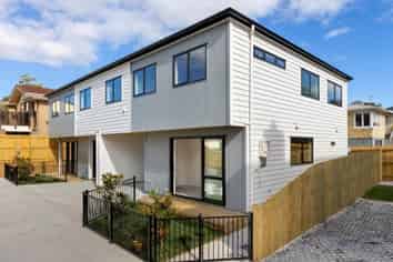20A Jamaica Place, Blockhouse Bay