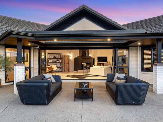  903 Old North Road, Waimauku
