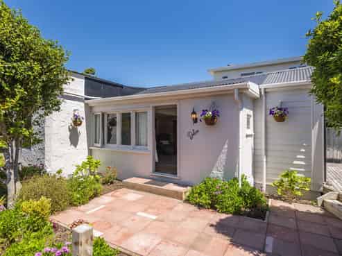 12 Arawa Street, Raumati Beach