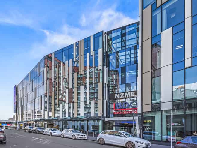 Premium office space - Victoria Street precinct
