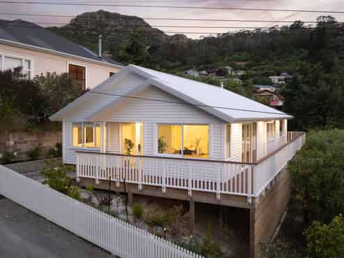 84 Oxford Street, Lyttelton