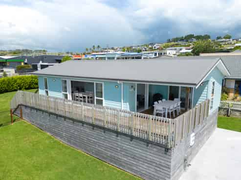 17 Bayside Drive, Coopers Beach