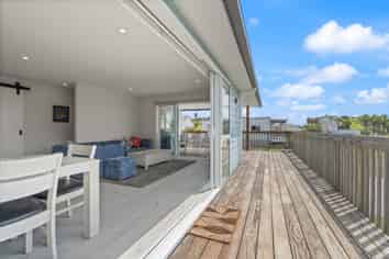 17 Bayside Drive, Coopers Beach
