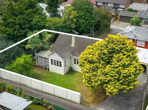 32 Charlemont Street, Whitiora