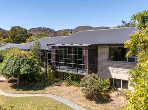 9 Dunorling Street, ALEXANDRA
