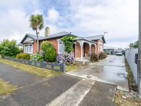 8 Robertson Street, Richmond