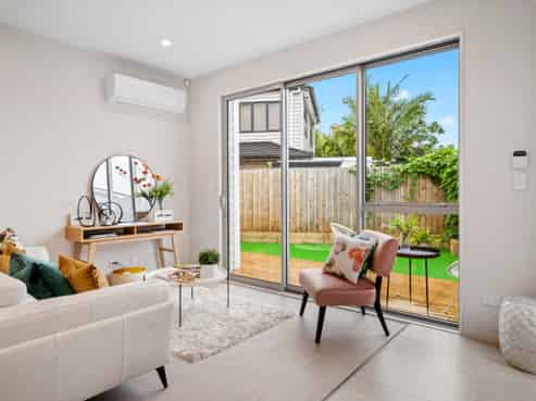 8/5 Grange Road, Papatoetoe