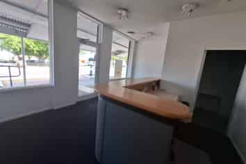 Avondale - Main Road Office/retail