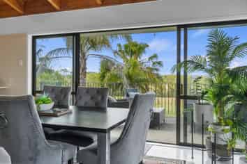 14 Peters Lane, Taupaki
