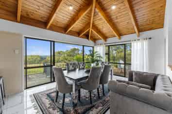14 Peters Lane, Taupaki