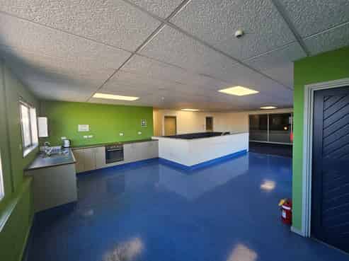 Large Offices for Lease in Industrial Area