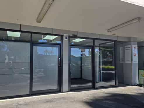 Office or service premises on busy shopping strip