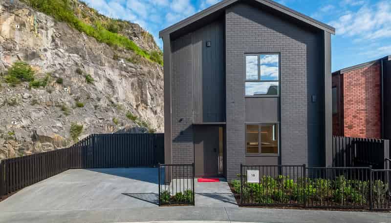 16 Koinaki Road, Stonefields