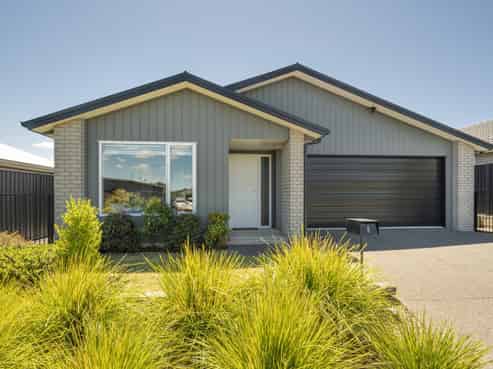 8 Pioneer Crescent, Omokoroa