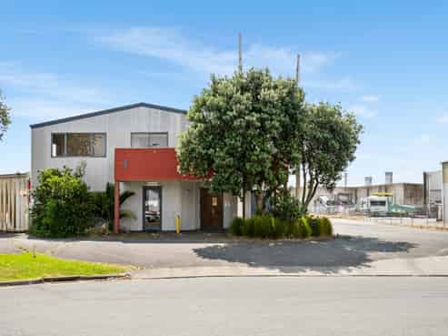 Industrial land & building opportunity