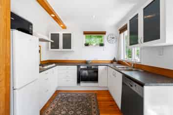 2/11 Thatcher Street, Mission Bay
