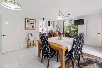 14 Poplar Street, Gleniti