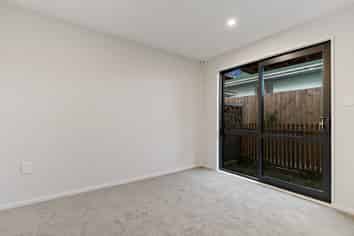 1,8/273 Mt Albert Road, Sandringham