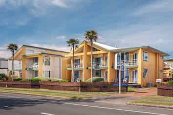 41-42 The Parade, Bucklands Beach