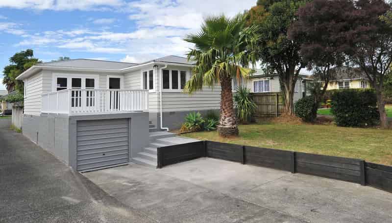24 Churchill Avenue, Manurewa