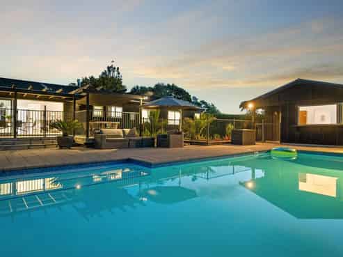 584 Ridge Road, Riverhead