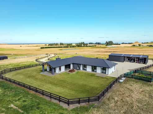 62A Springfield Road, Totara