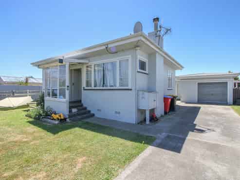 17 Haybittle Street, Feilding