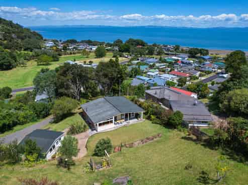 33 Trotter Avenue, Waiomu