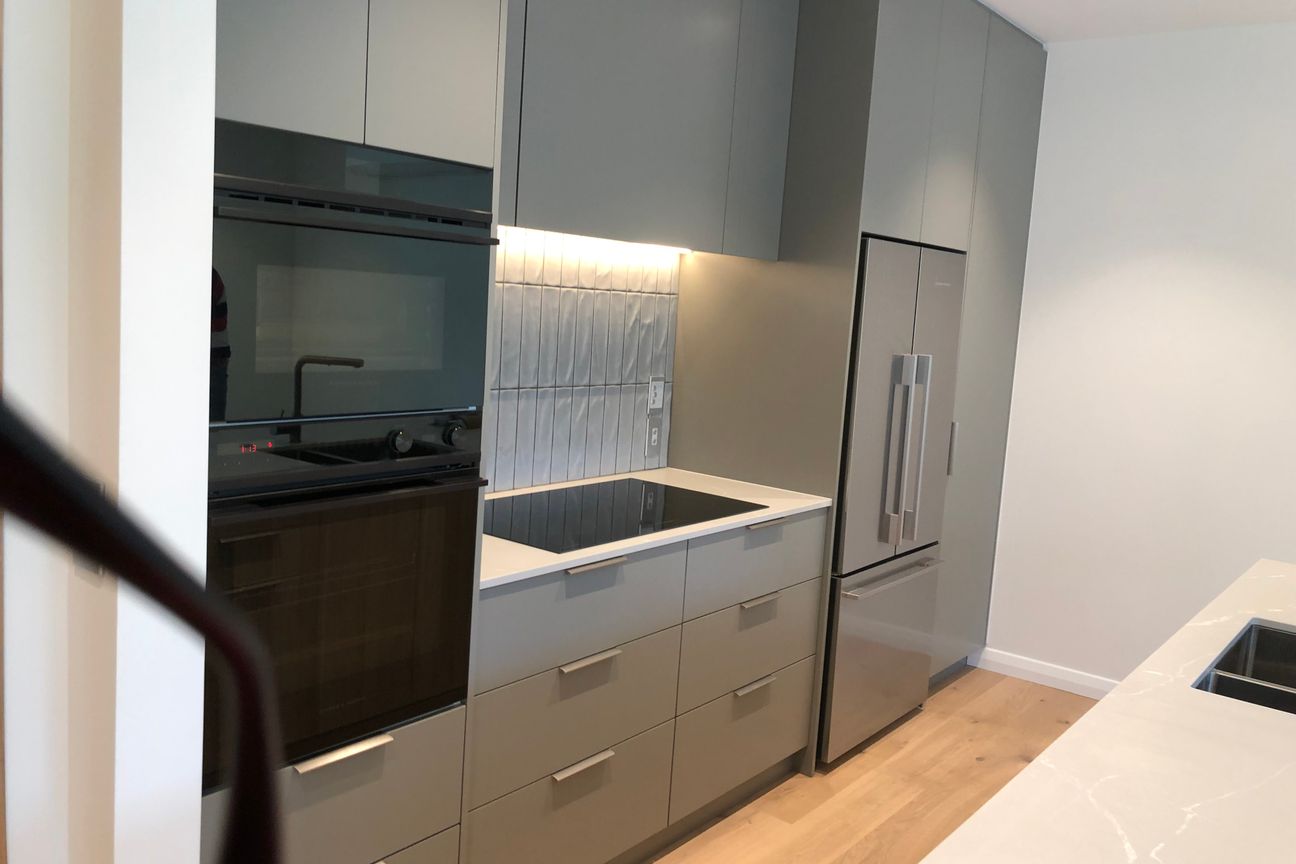 Shared 2 bedroom apartment in Omana North - Fler