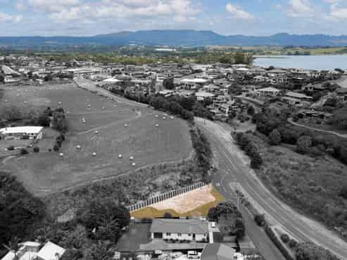 2 Beach Grove, Omokoroa