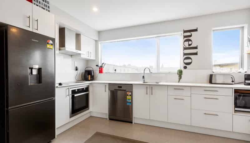 5/11 Ray Small Drive, Papakura