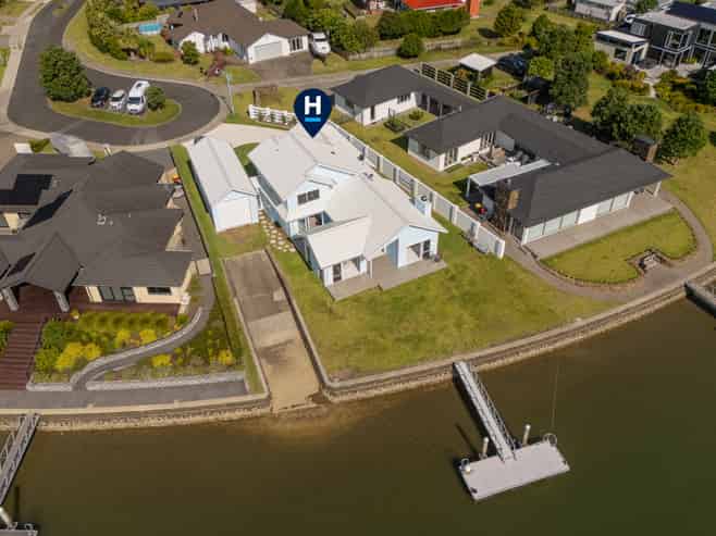 17 Waitotara Way, Whitianga