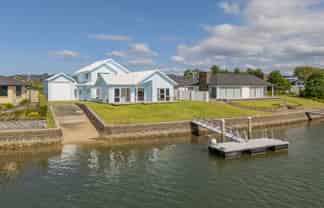 17 Waitotara Way, Whitianga