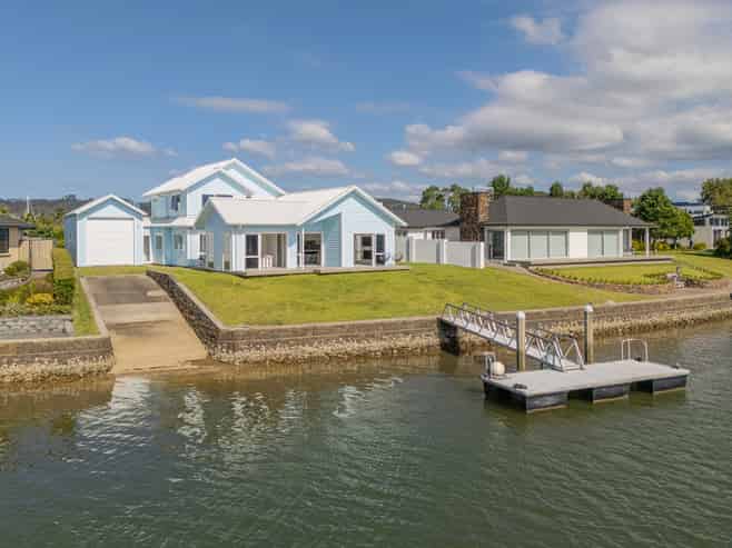 17 Waitotara Way, Whitianga