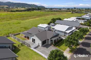 46 Ocean Breeze Drive, Waihi Beach