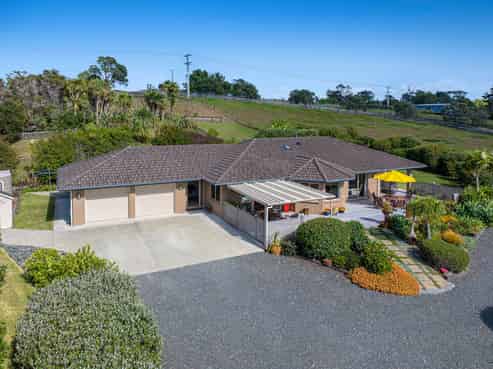 2 East Street, Mahurangi East