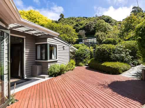 38 Coombe Hay Terrace and 148 Blueskin Road, Careys Bay