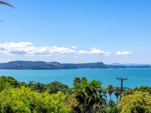 8 Duncansby Road, Stanmore Bay
