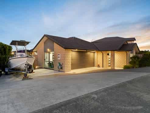 30 Outlook Terrace, Millwater