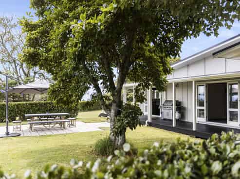 598 Esdaile Road, Whakamarama