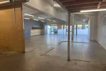 Montgomery Square Prime Corner Retail Space