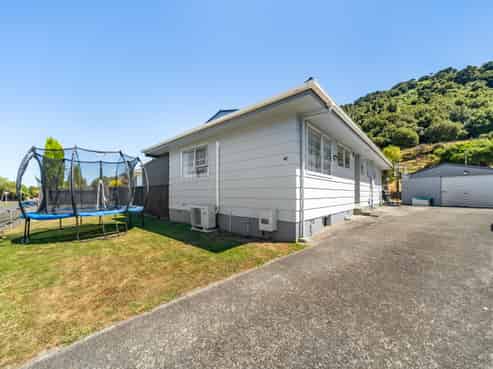 47 Hartford Crescent, Totara Park