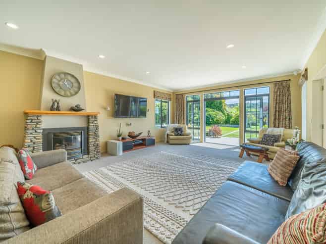 30 Emerald Hill Drive, Birchville