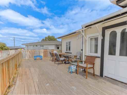 40 Thatcher Street, Castlecliff