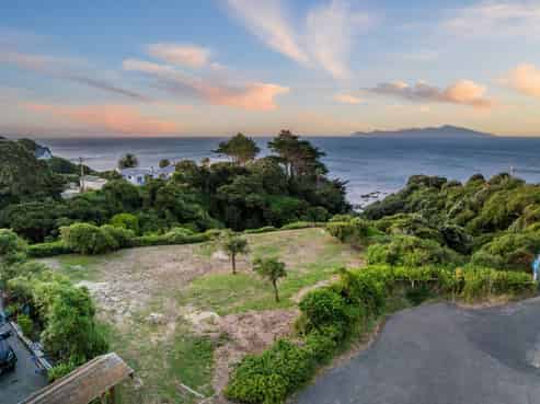 6-8 Onepu Road, Pukerua Bay