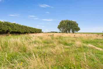 4 Robertson St, Woodlands