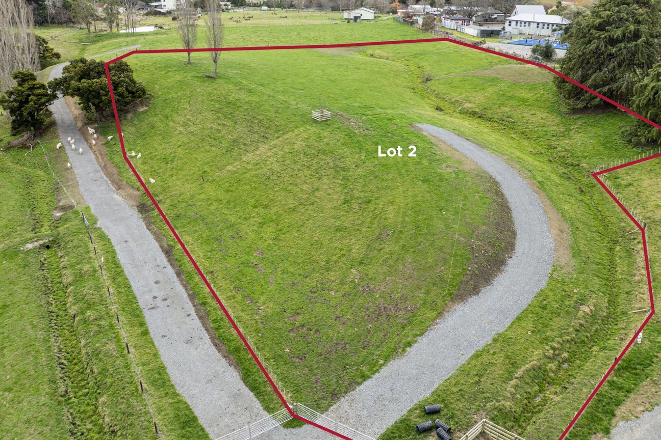 No covenants with this new Elsthorpe subdivision – pohled 6