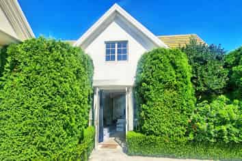 Bite sized office – Merivale